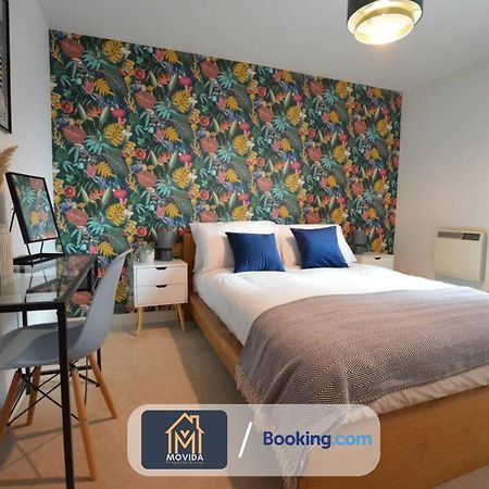 Lgi Stunning 1 Bedroom Apartment By Movida Property Group Short Lets & Serviced Accommodation Leeds  Bagian luar foto